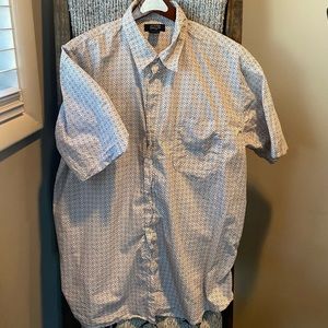 Austin Clothing Co. Button-front shirt